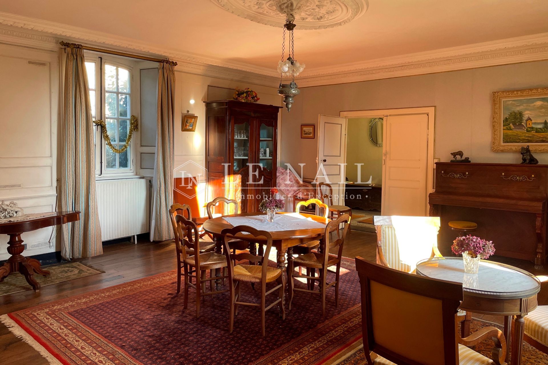 mansion 10 rooms for sale on DINAN (22100)