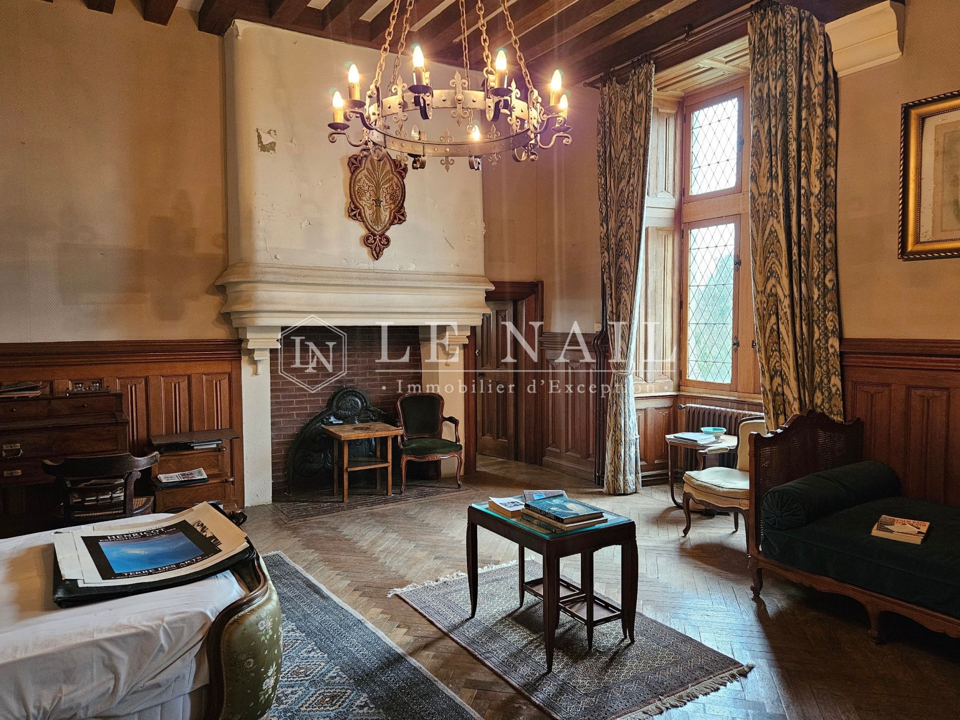 castle 20 rooms for sale on SABLE SUR SARTHE (72300)