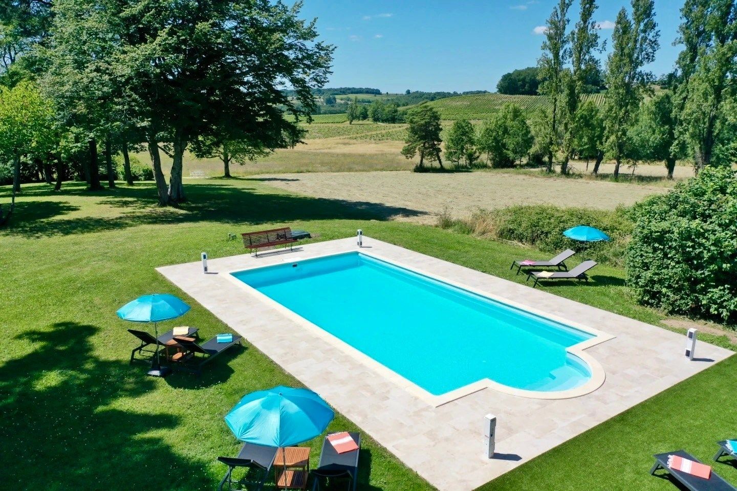 manoir 10 pièces en vente à BERGERAC (24100)