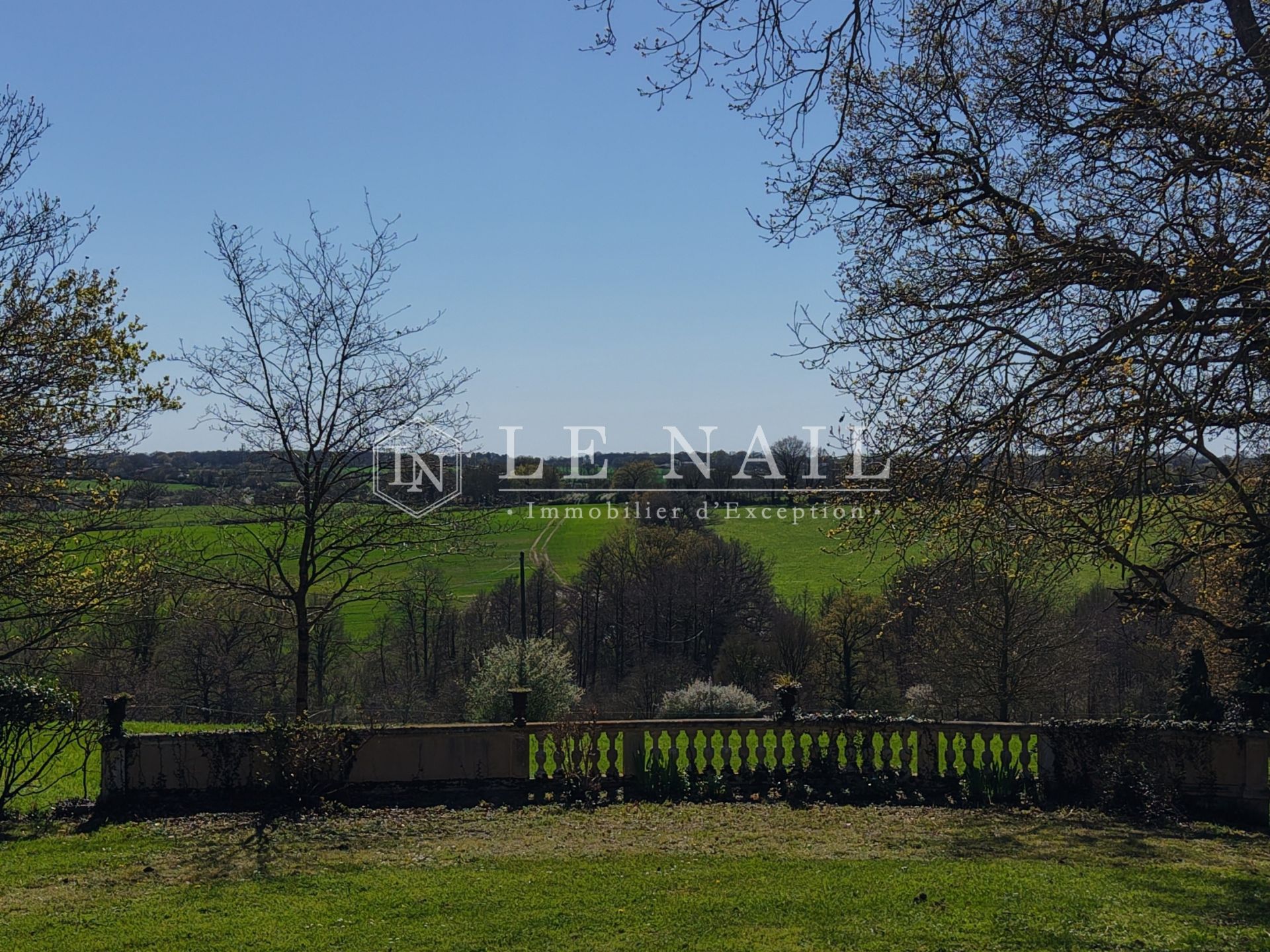 property 8 rooms for sale on INGRANDES LE FRESNE SUR LOIRE (49123)
