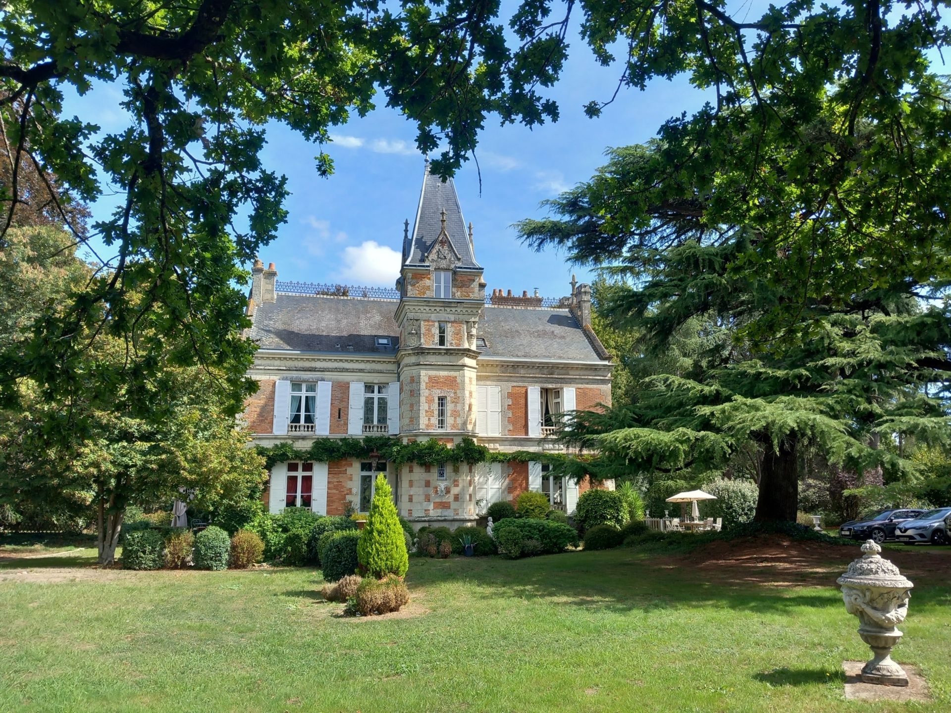château 15 pièces en vente à ST PHILBERT DE GRAND LIEU (44310)