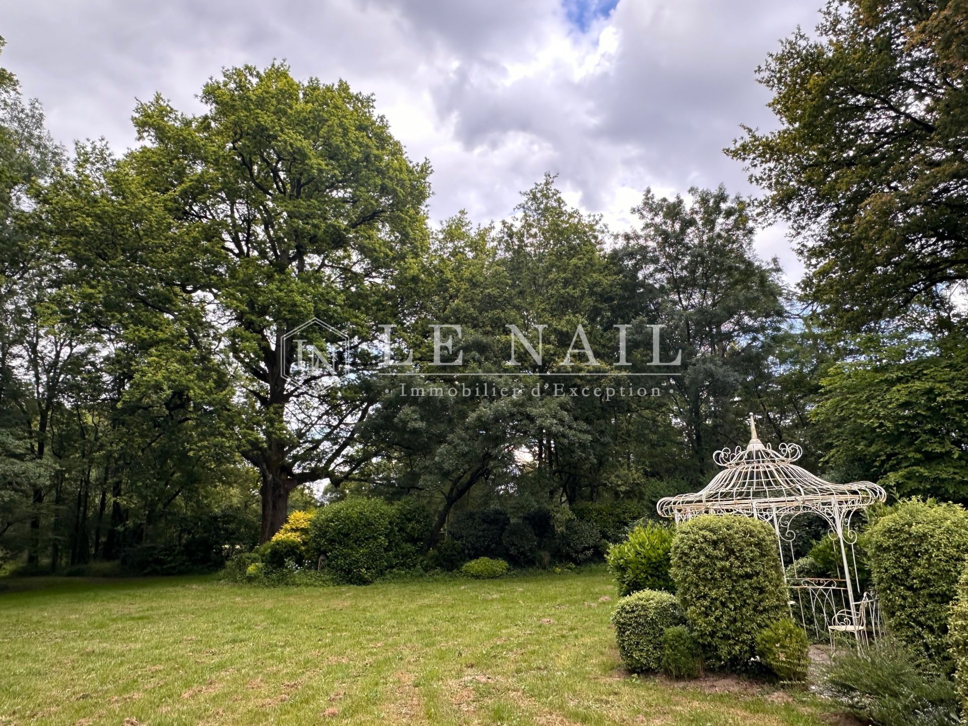 château 15 pièces en vente à ST PHILBERT DE GRAND LIEU (44310)