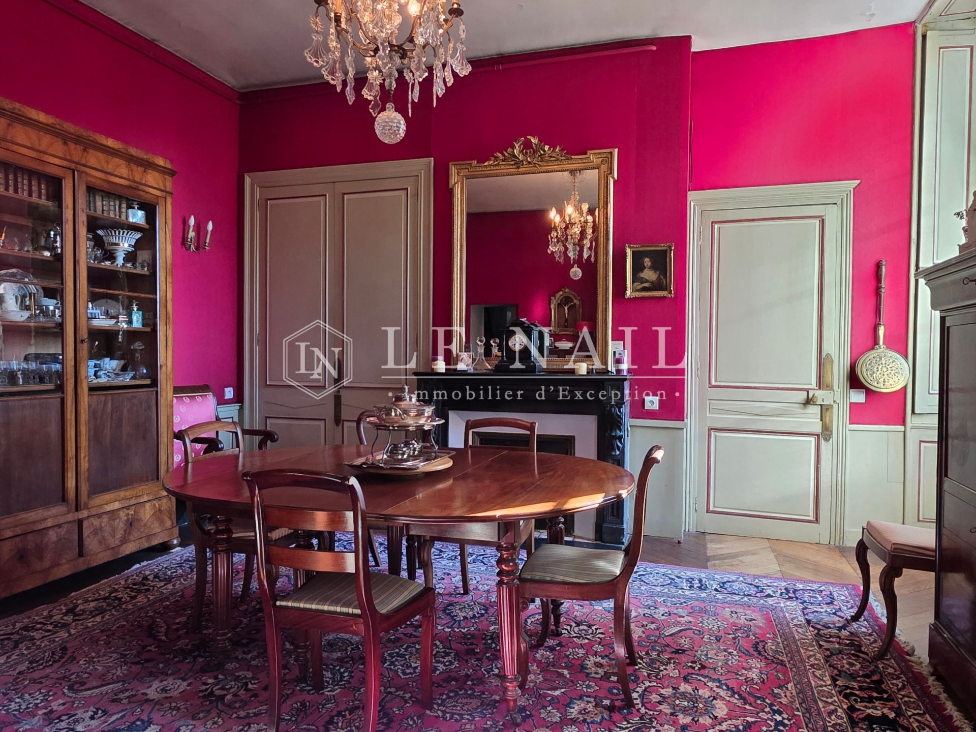 townhouse 11 rooms for sale on ALENCON (61000)