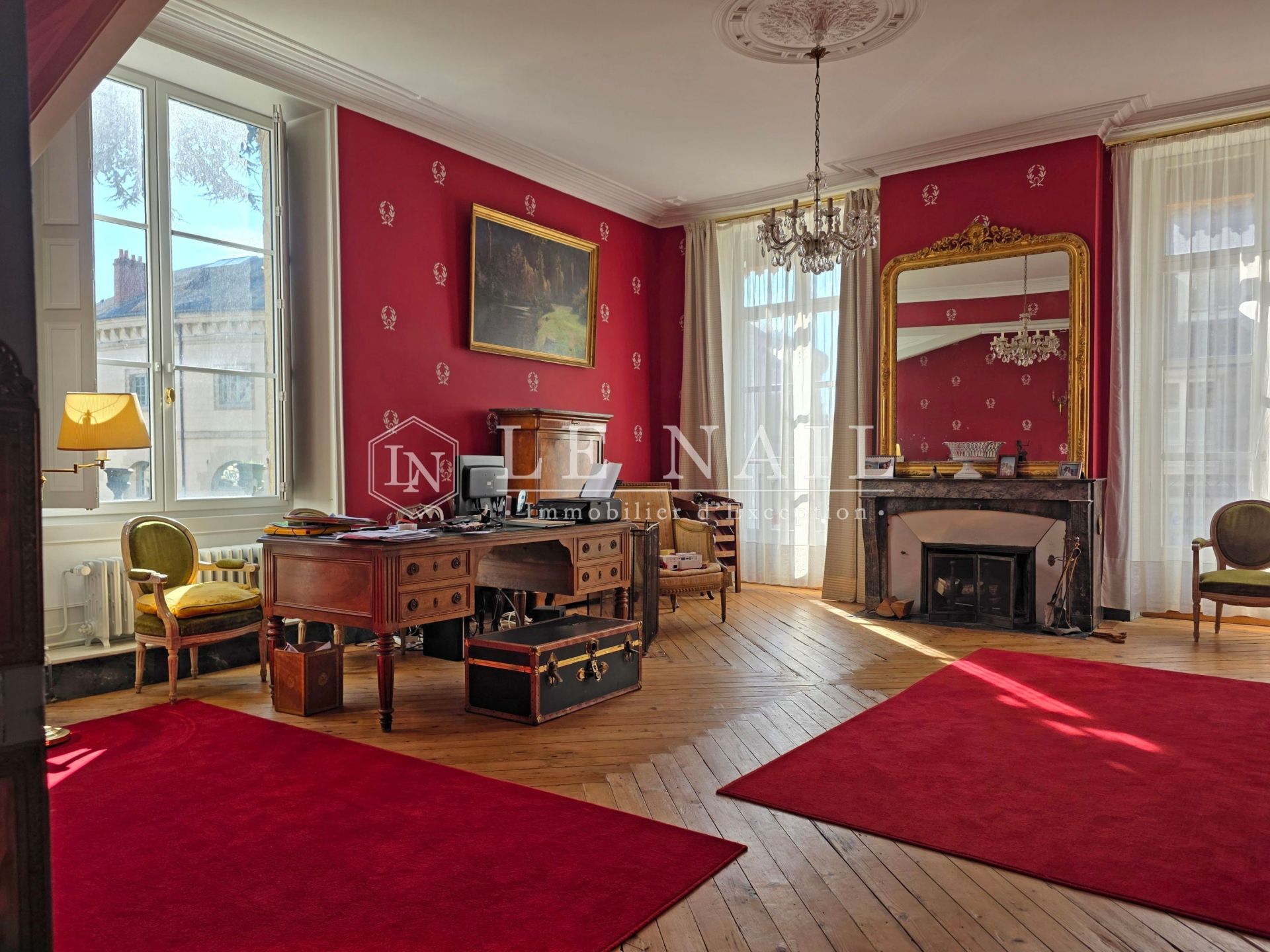 townhouse 11 rooms for sale on ALENCON (61000)