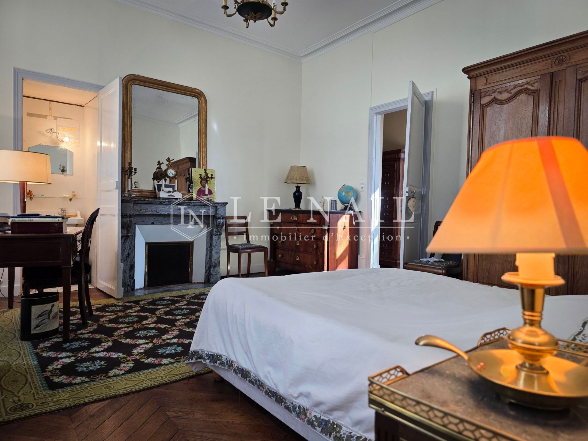 townhouse 11 rooms for sale on ALENCON (61000)