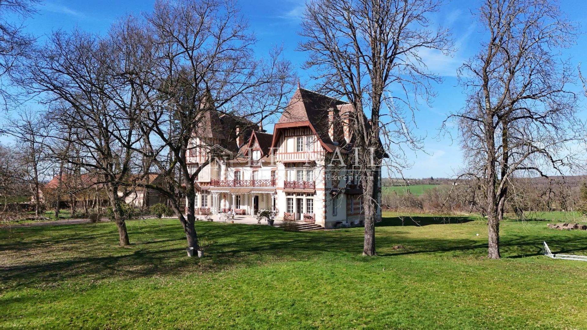 manor house 19 rooms for sale on DIGOIN (71160)