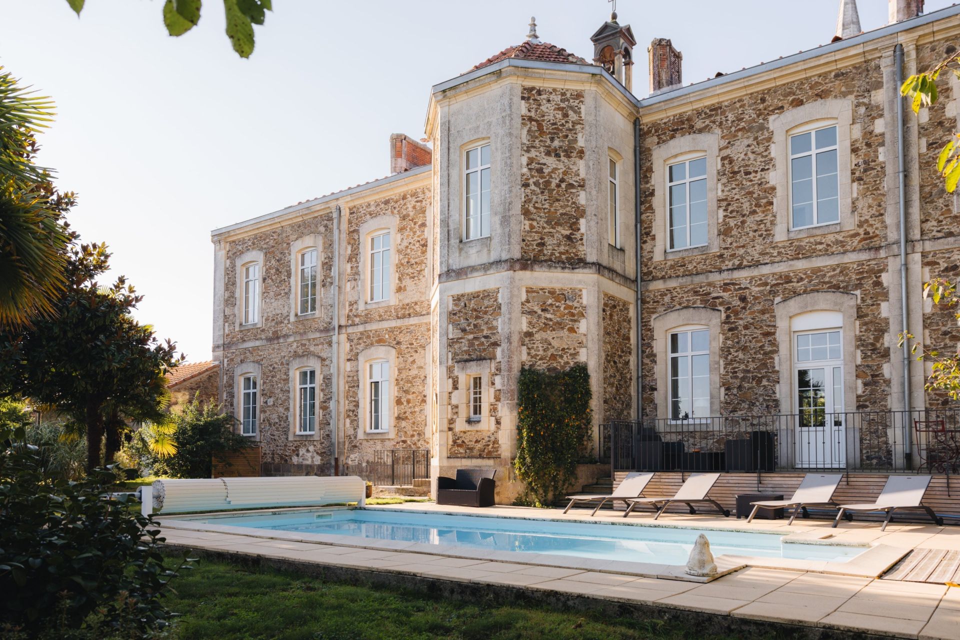 townhouse 20 rooms for sale on LES HERBIERS (85500)