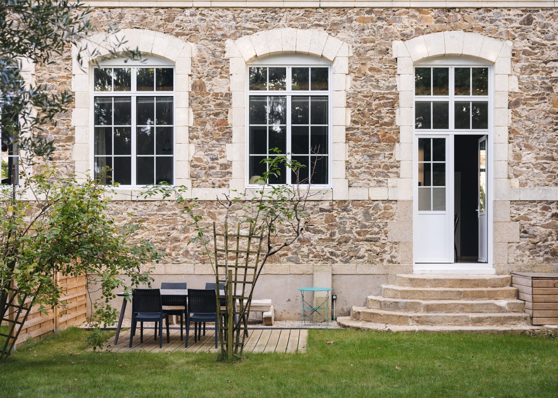 townhouse 20 rooms for sale on LES HERBIERS (85500)