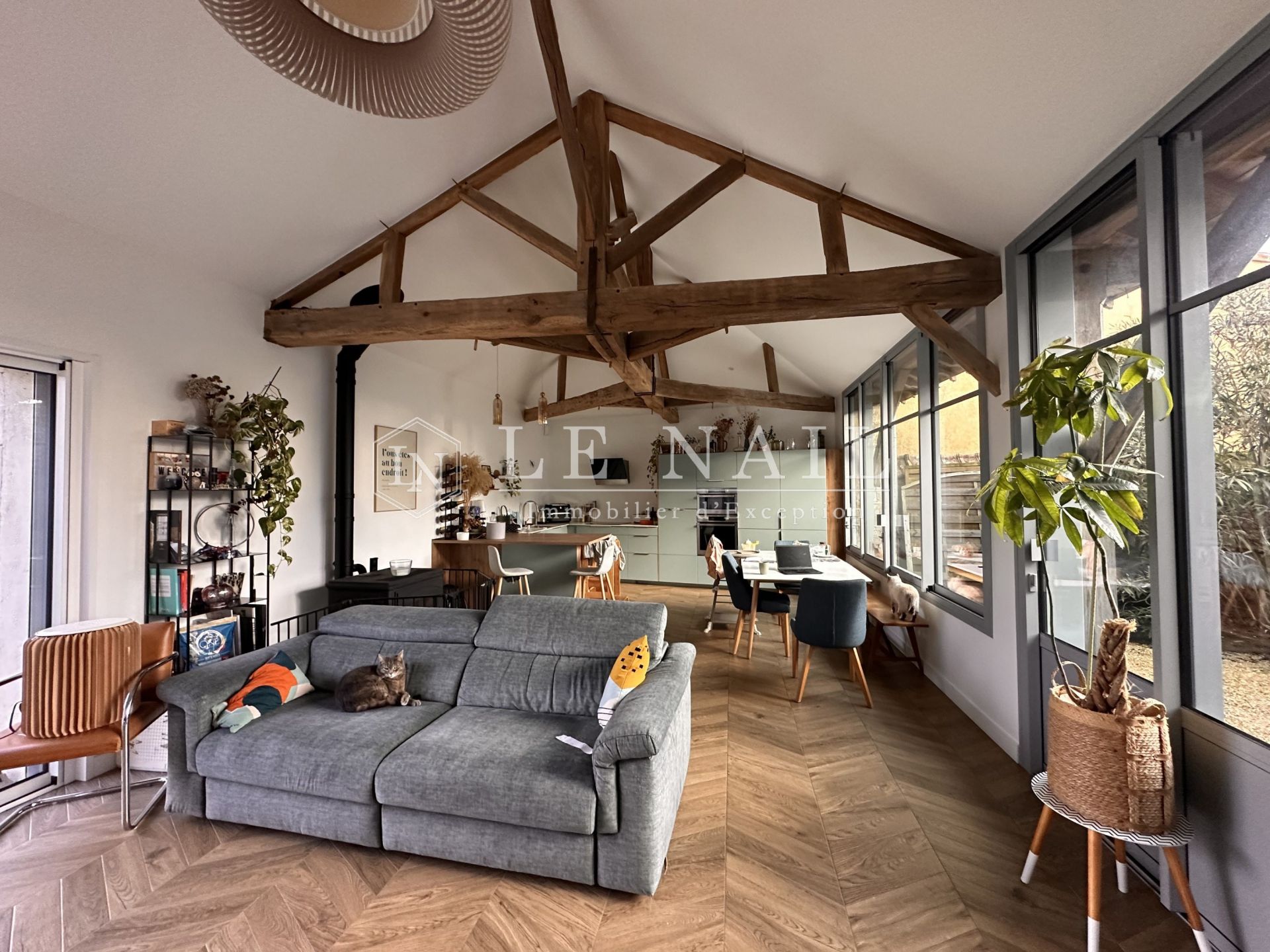 townhouse 20 rooms for sale on LES HERBIERS (85500)