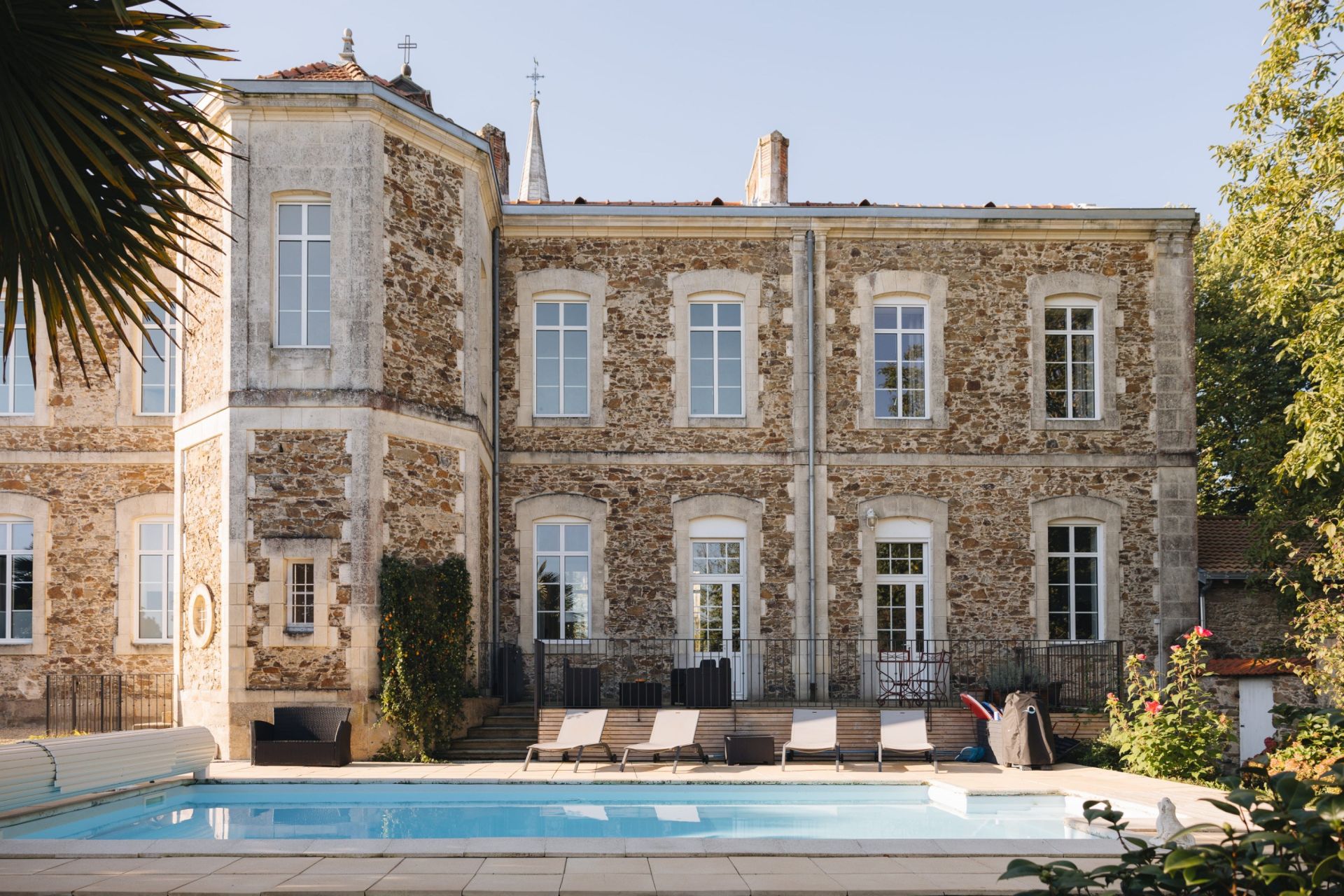 townhouse 20 rooms for sale on LES HERBIERS (85500)