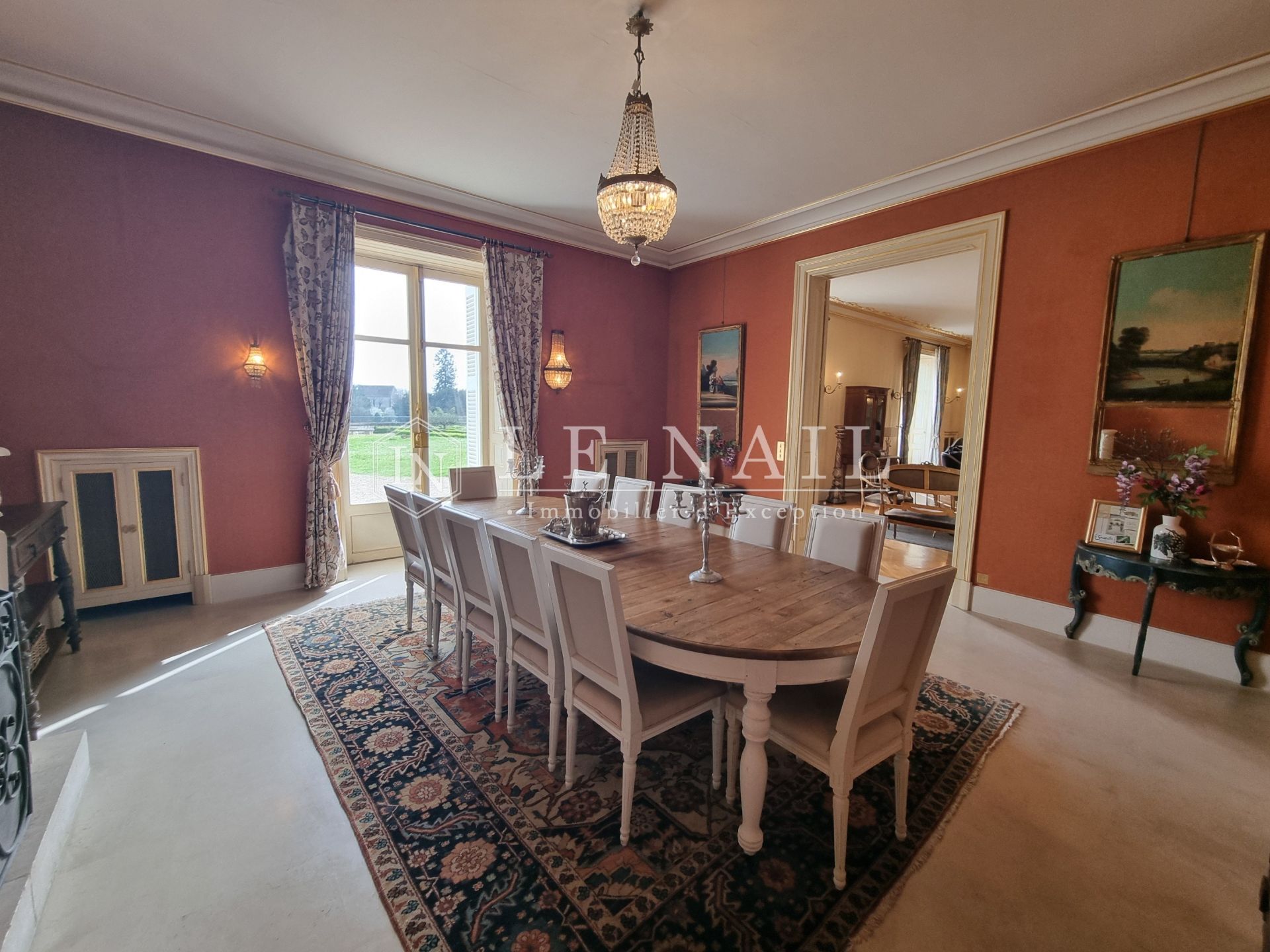 townhouse 13 rooms for sale on LOCHES (37600)