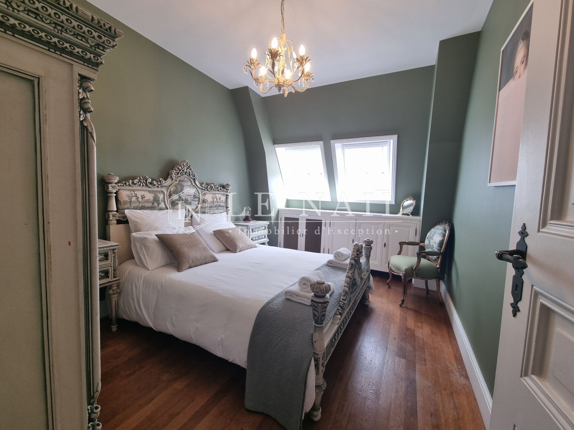 townhouse 13 rooms for sale on LOCHES (37600)