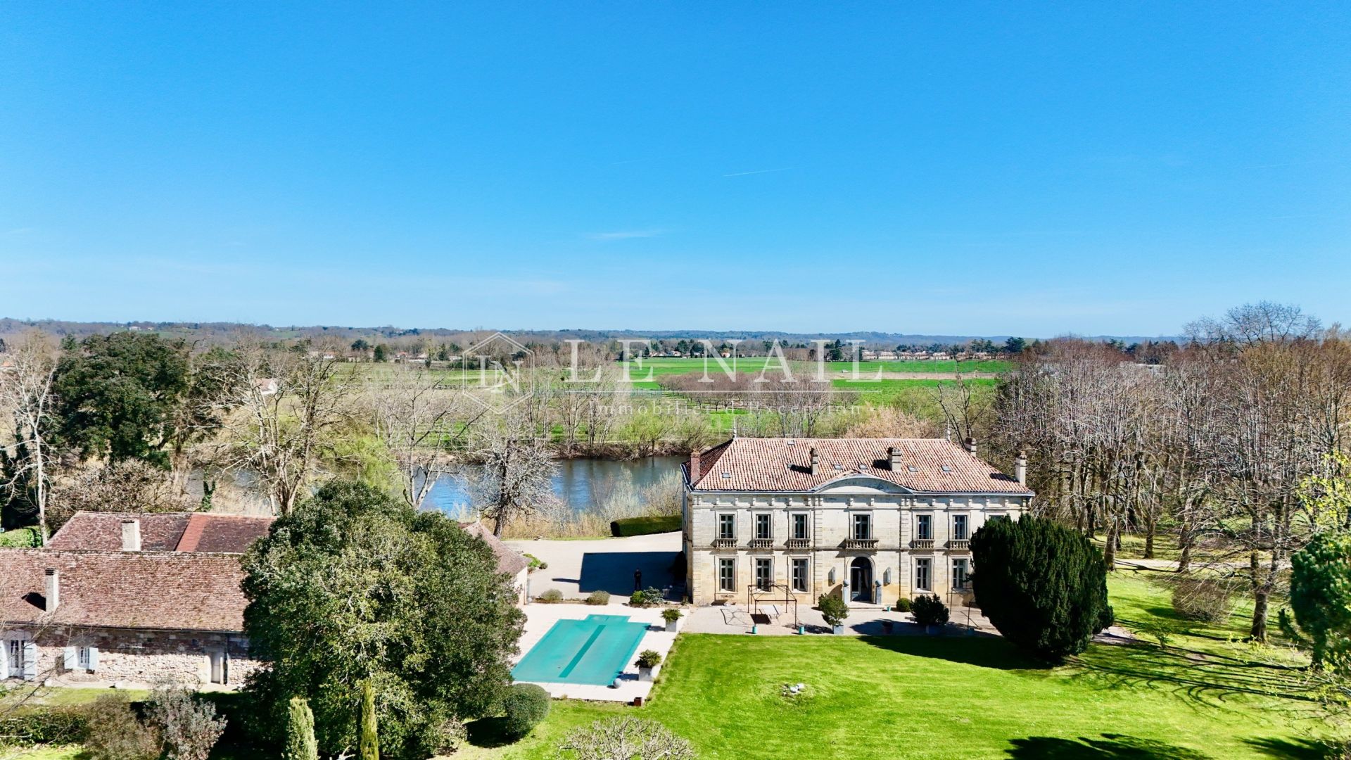 castle 18 rooms for sale on BERGERAC (24100)
