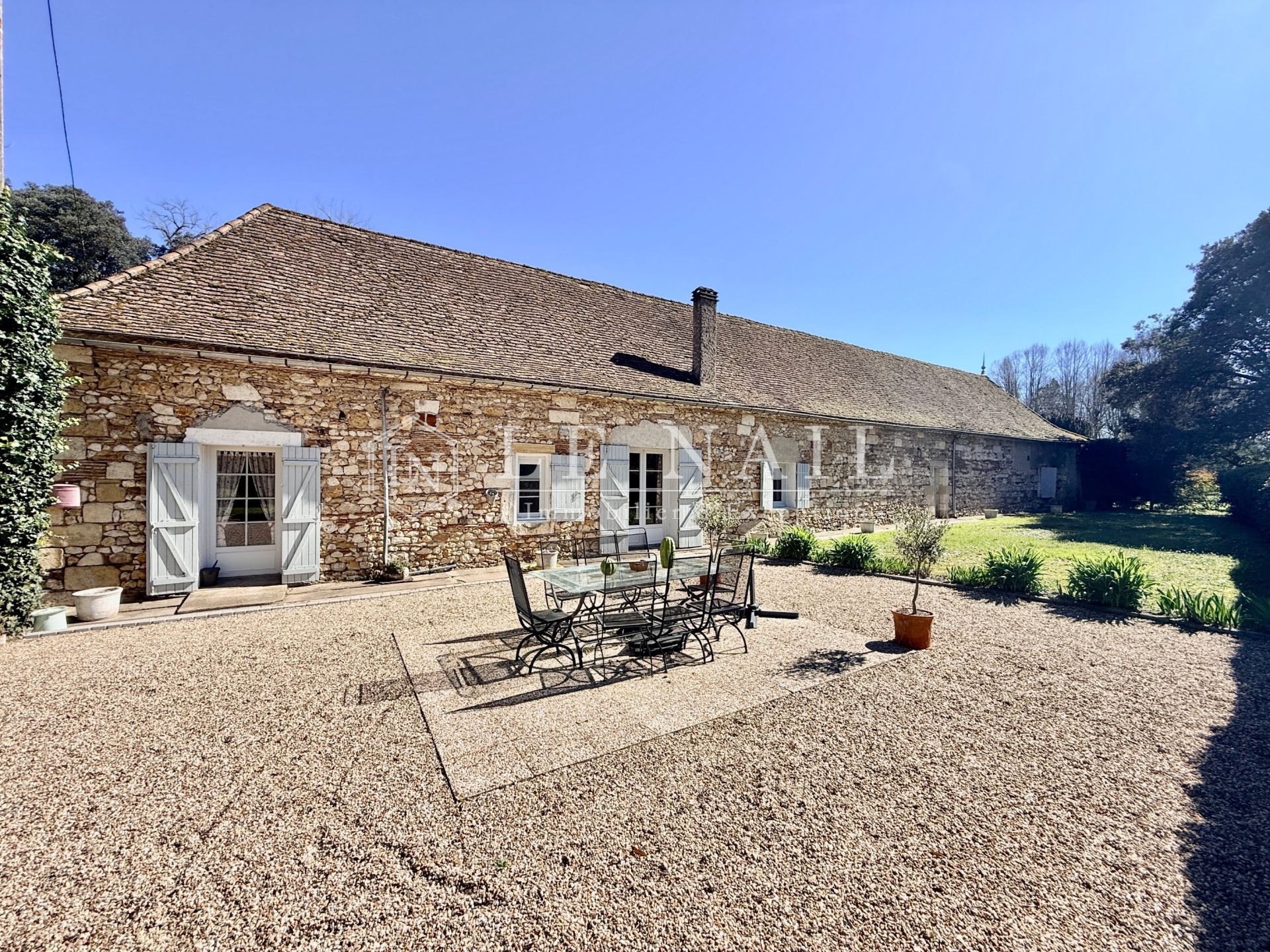 castle 18 rooms for sale on BERGERAC (24100)