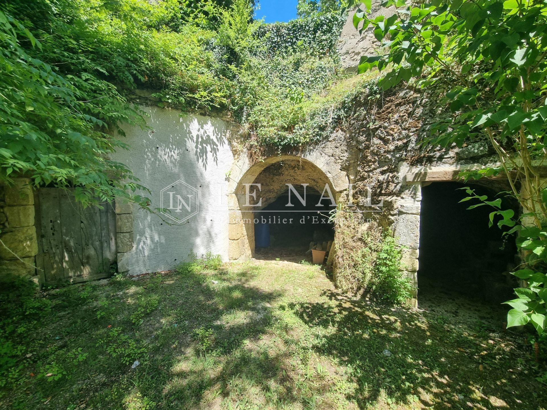 manoir 13 pièces en vente à AZAY LE RIDEAU (37190)