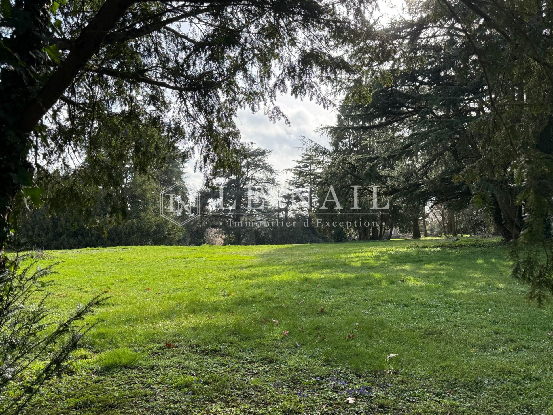 château 19 pièces en vente à LAVAL (53000)