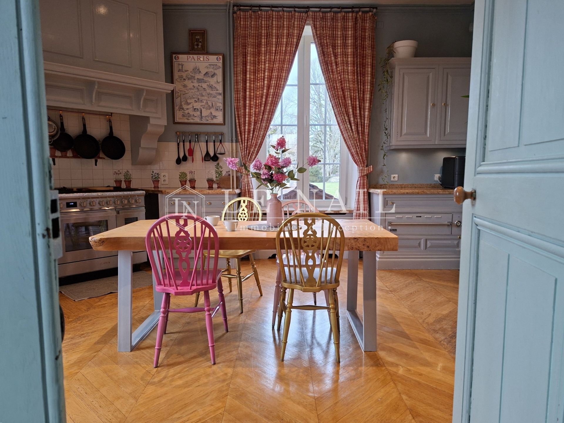 manoir 21 pièces en vente à CHATEAUVILLAIN (52120)