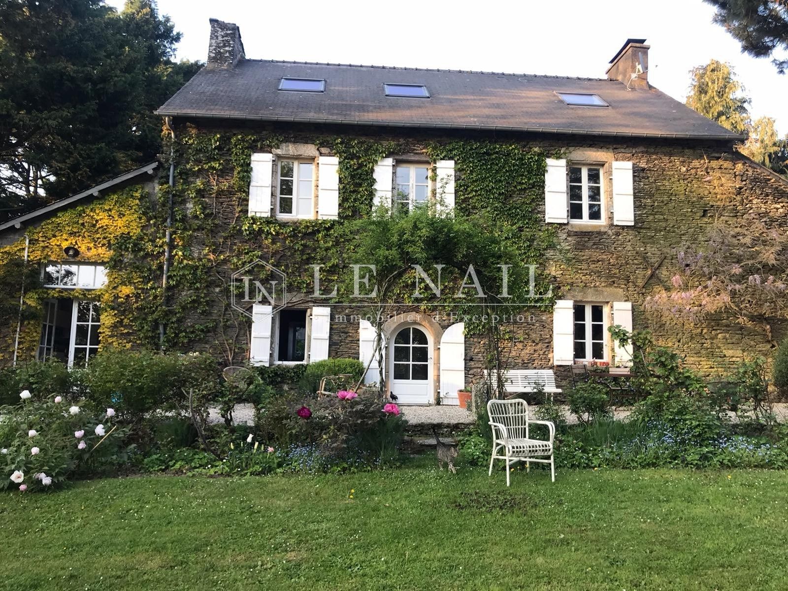 manoir 9 pièces en vente à PLOERMEL (56800)