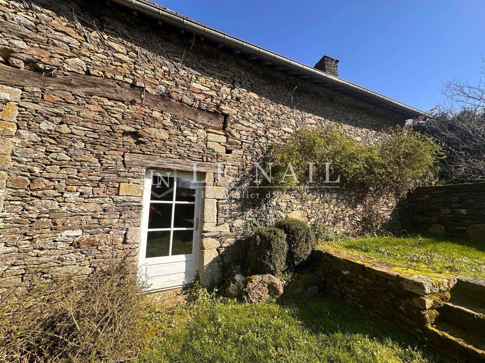 manoir 9 pièces en vente à PLOERMEL (56800)