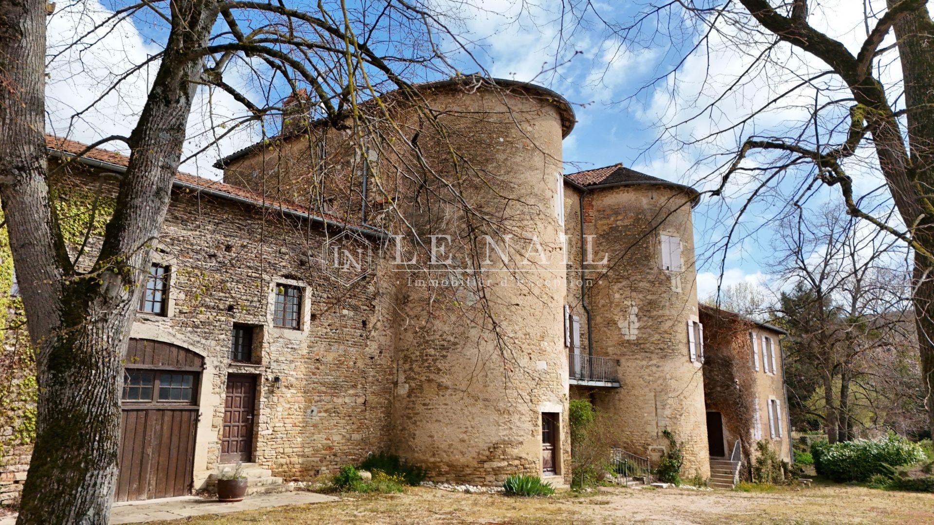 château 30 pièces en vente à MACON (71000)