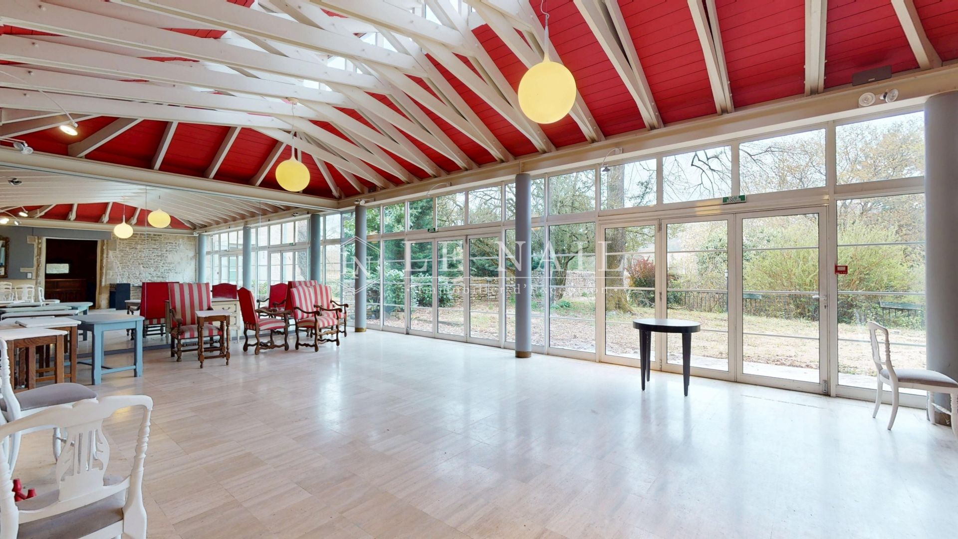 château 30 pièces en vente à MACON (71000)