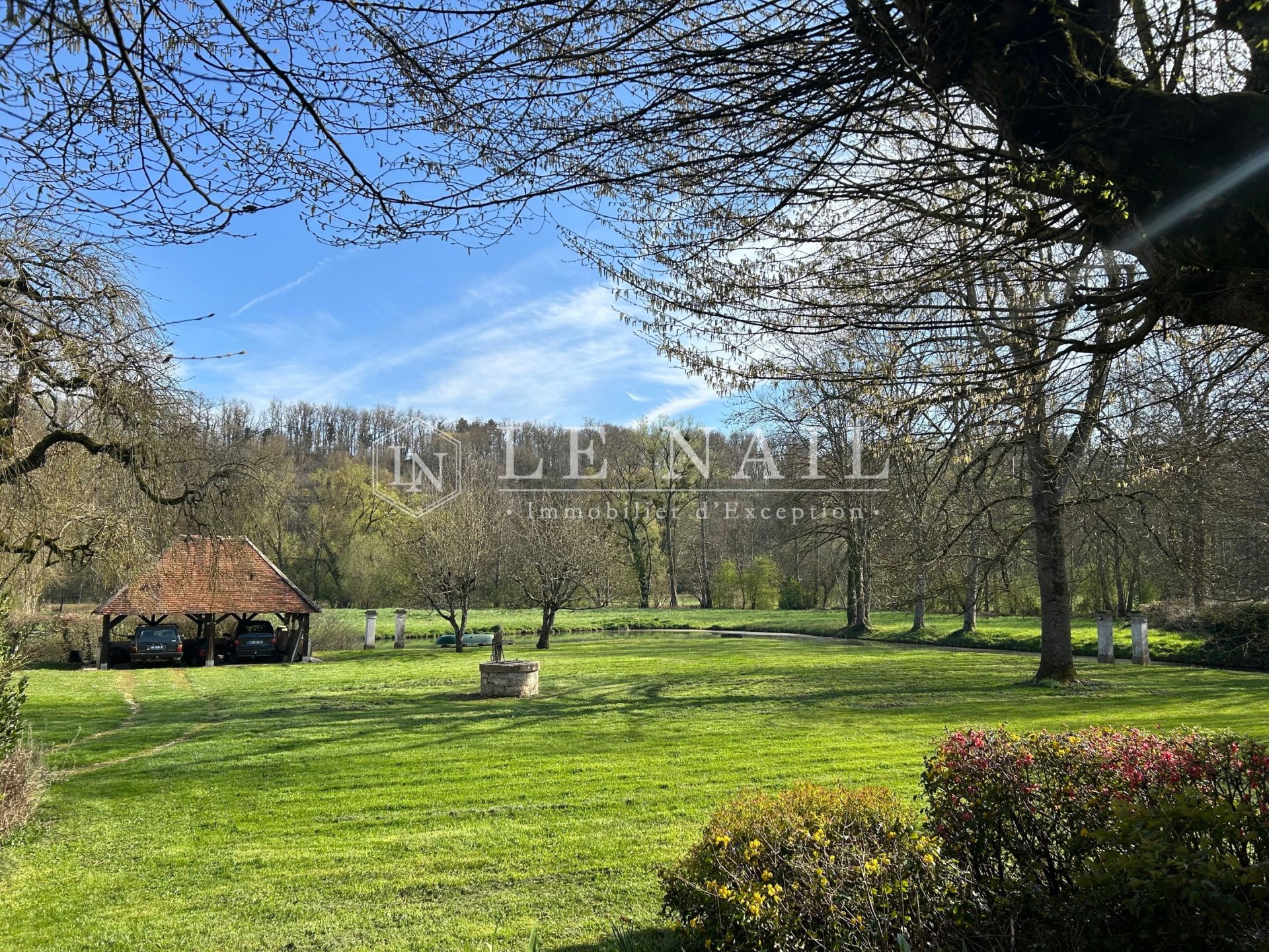 château 13 pièces en vente à CLAMECY (58500)
