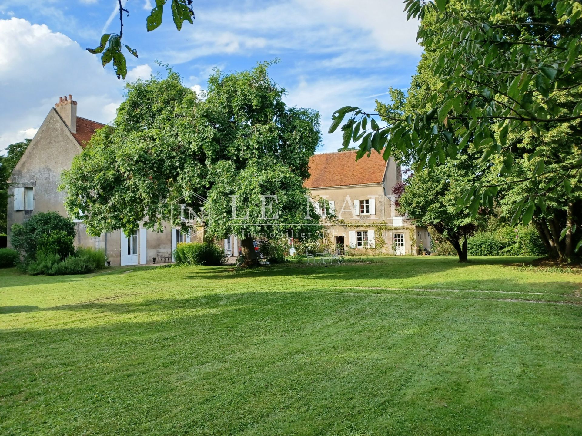 château 13 pièces en vente à CLAMECY (58500)