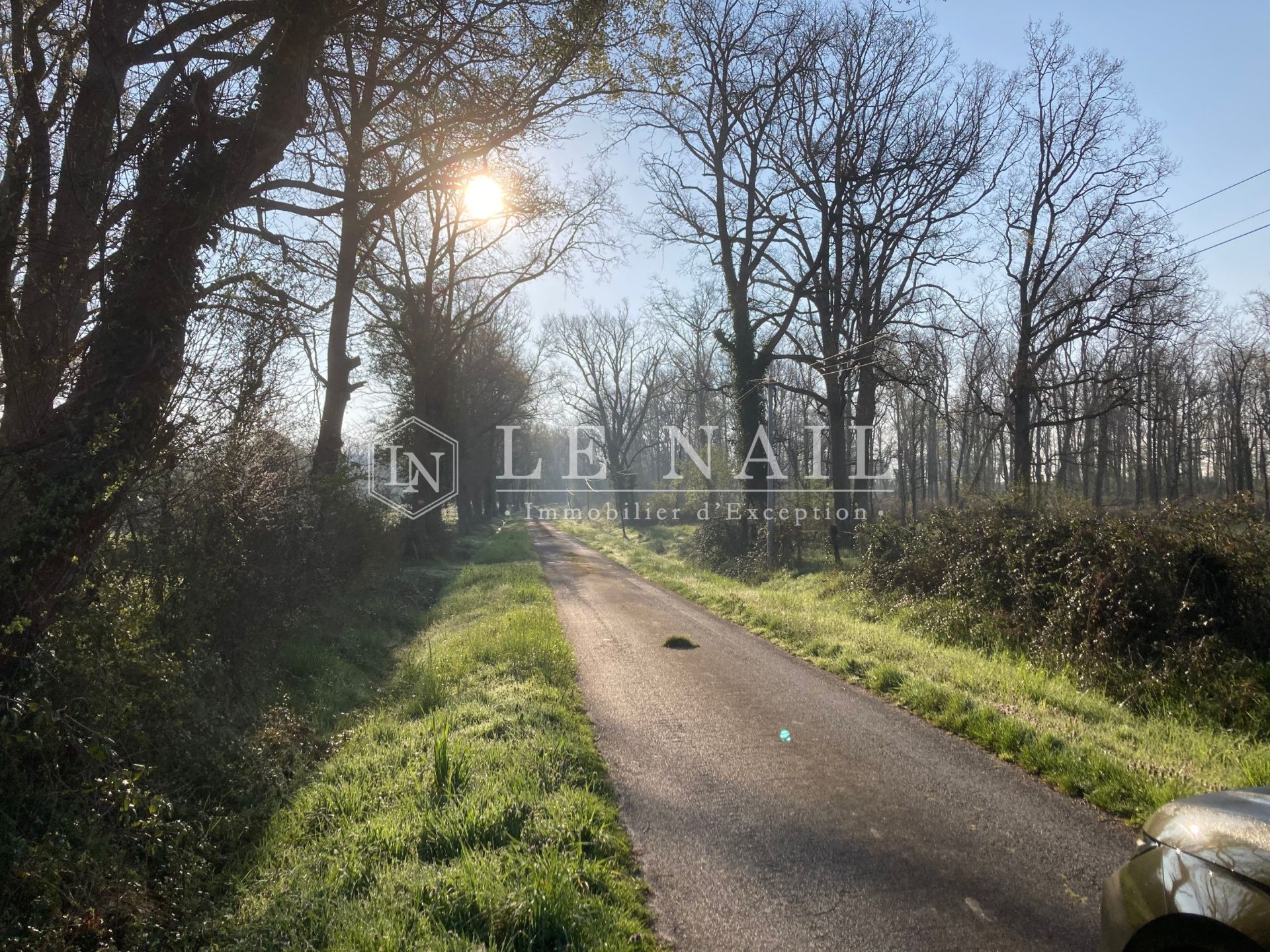 hunting estate 11 rooms for sale on CHATEAUROUX (36000)