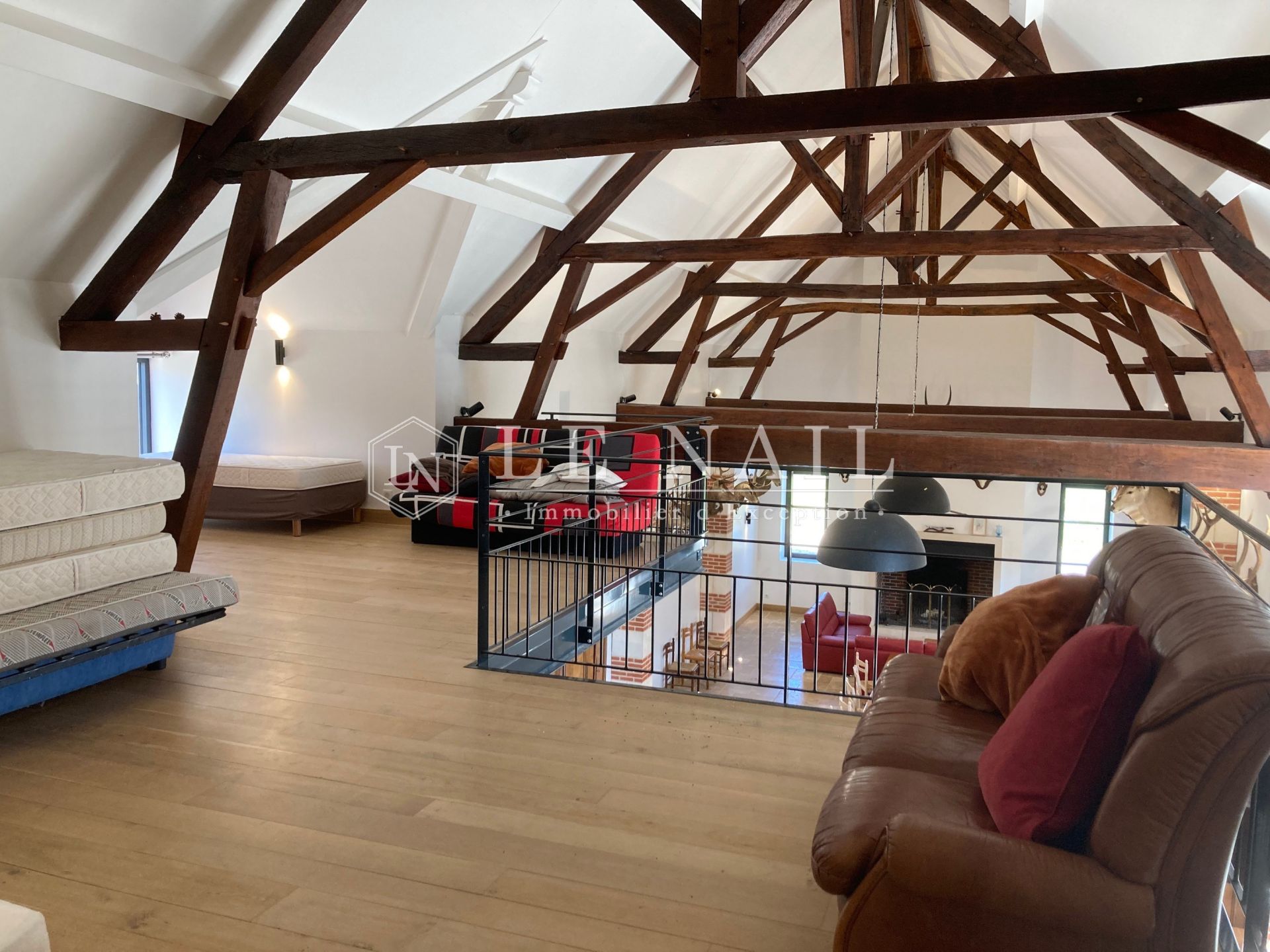 hunting estate 11 rooms for sale on CHATEAUROUX (36000)