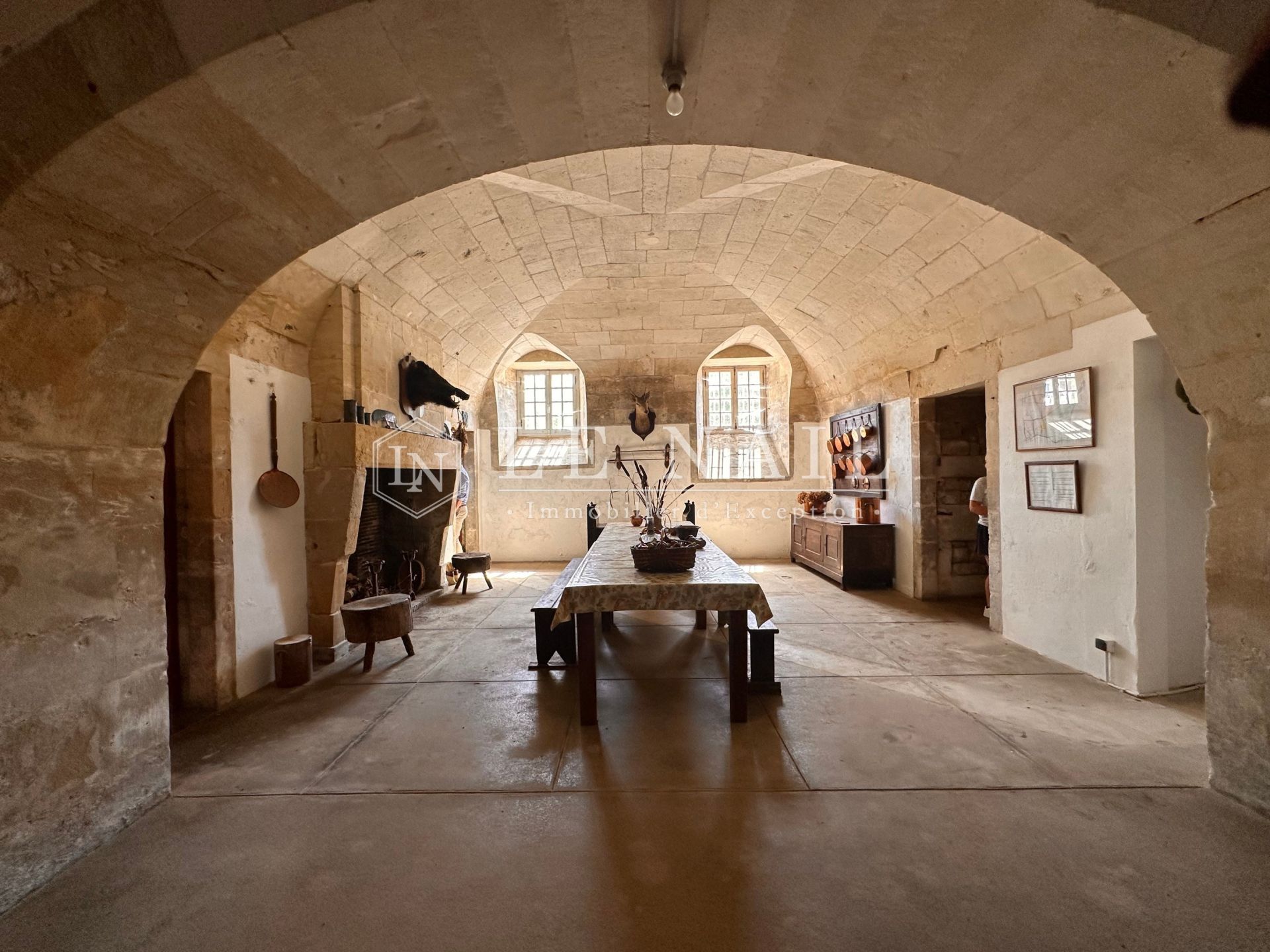 château 20 pièces en vente à FONTENAY LE COMTE (85200)