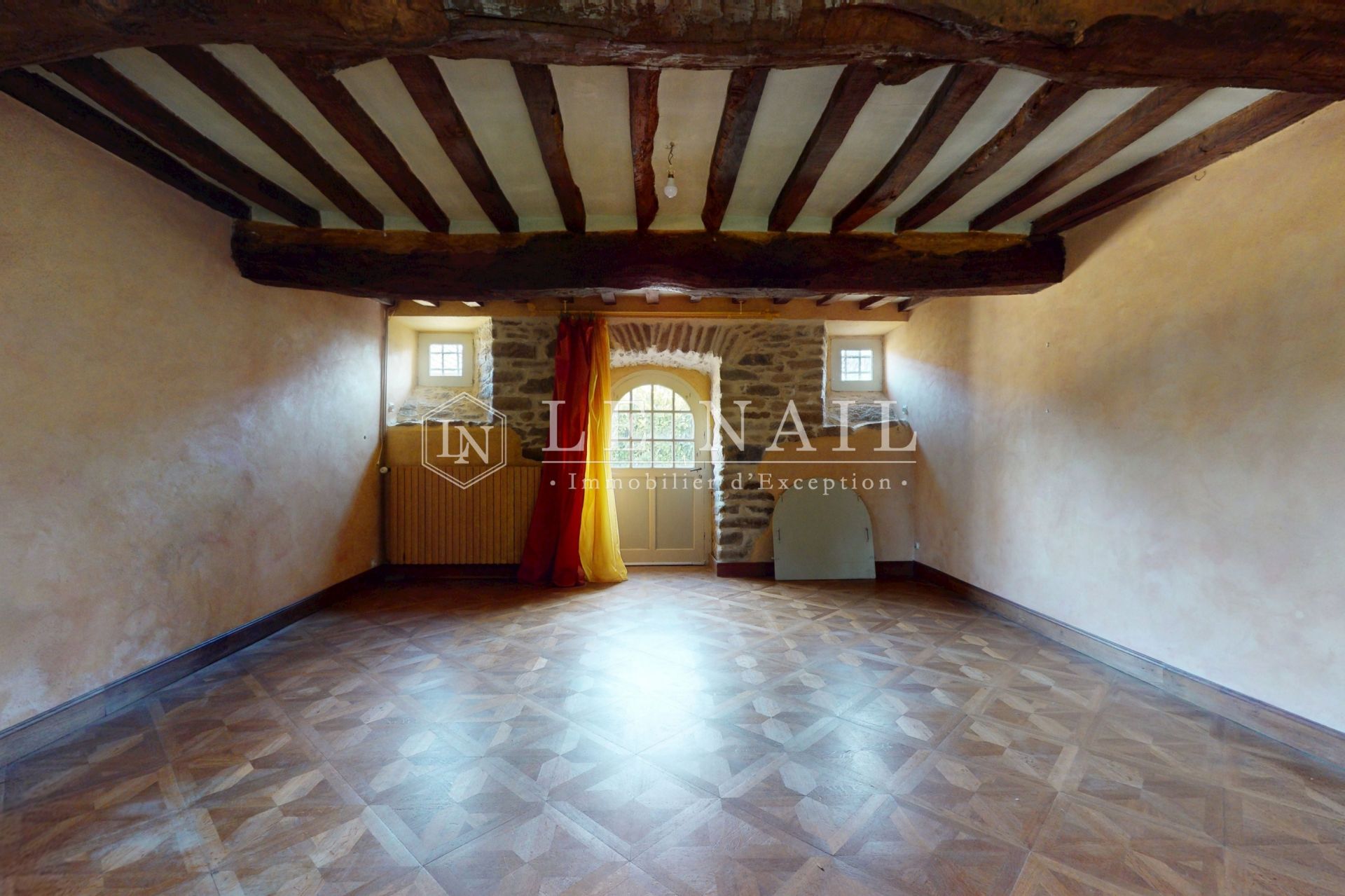 manoir 8 pièces en vente à COUTANCES (50200)