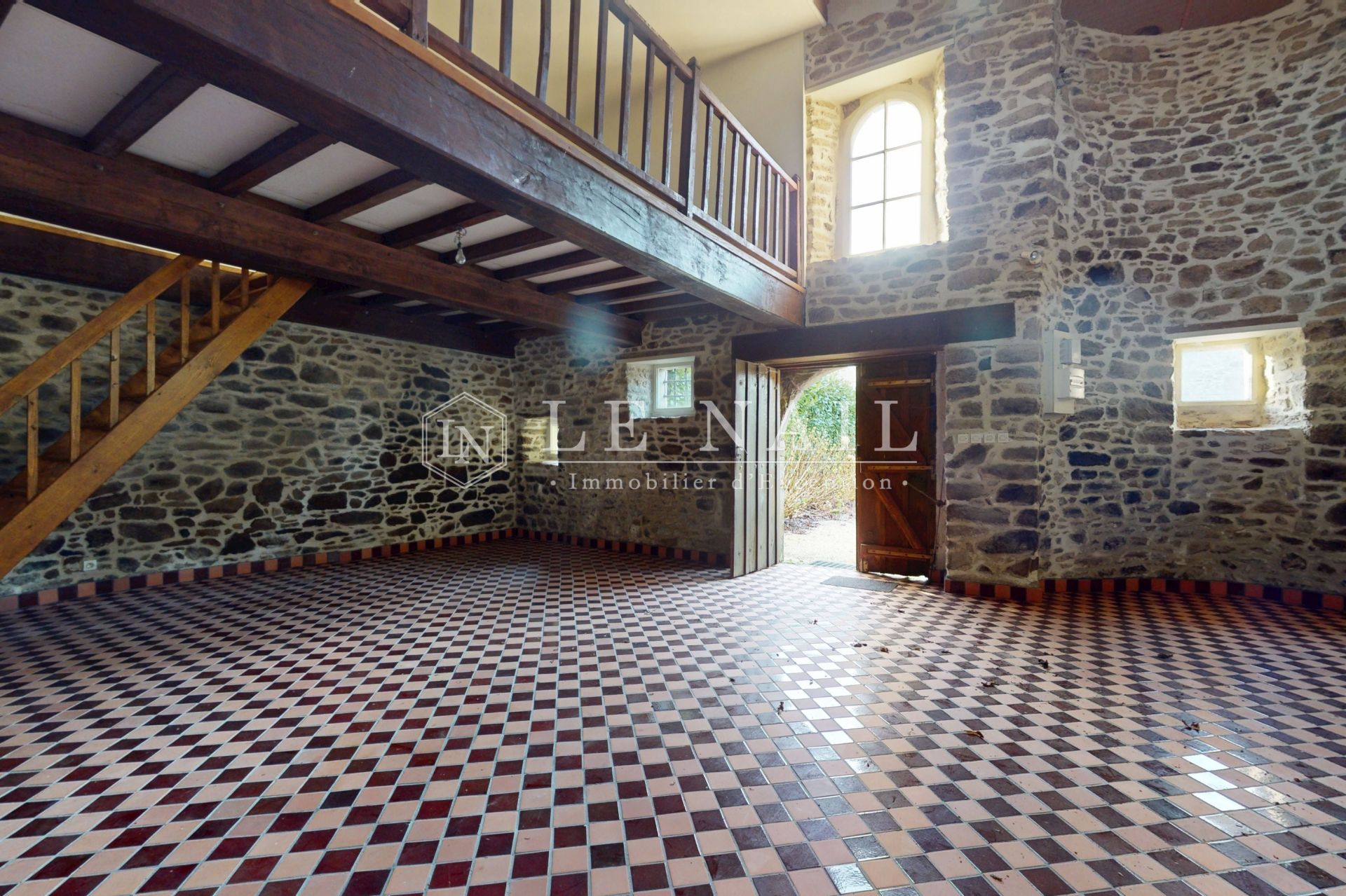 manoir 8 pièces en vente à COUTANCES (50200)