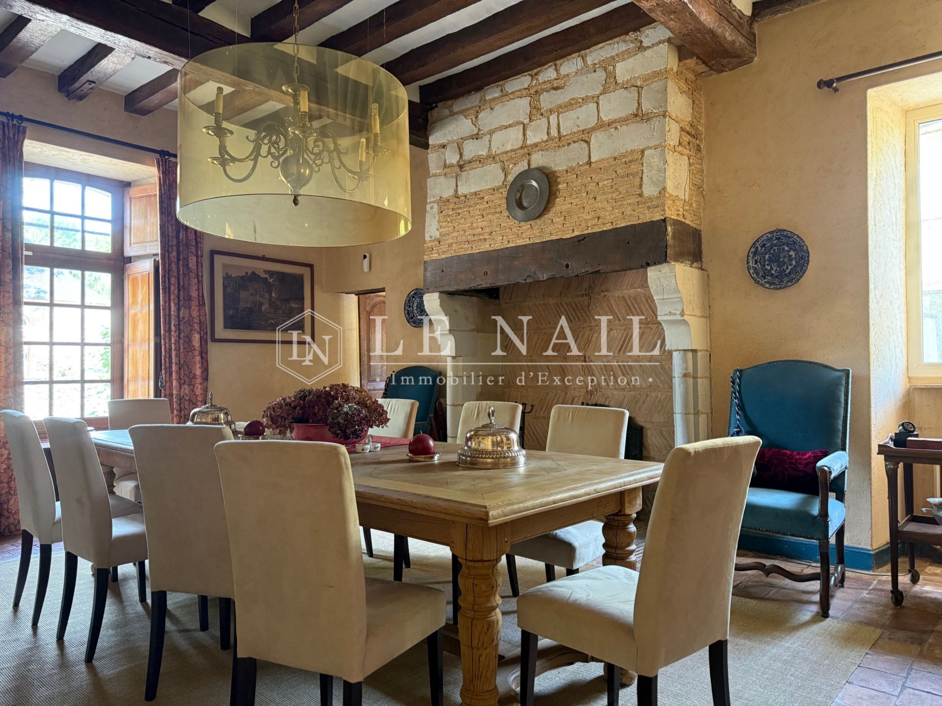 propriété 17 pièces en vente à CHATEAU GONTIER (53200)