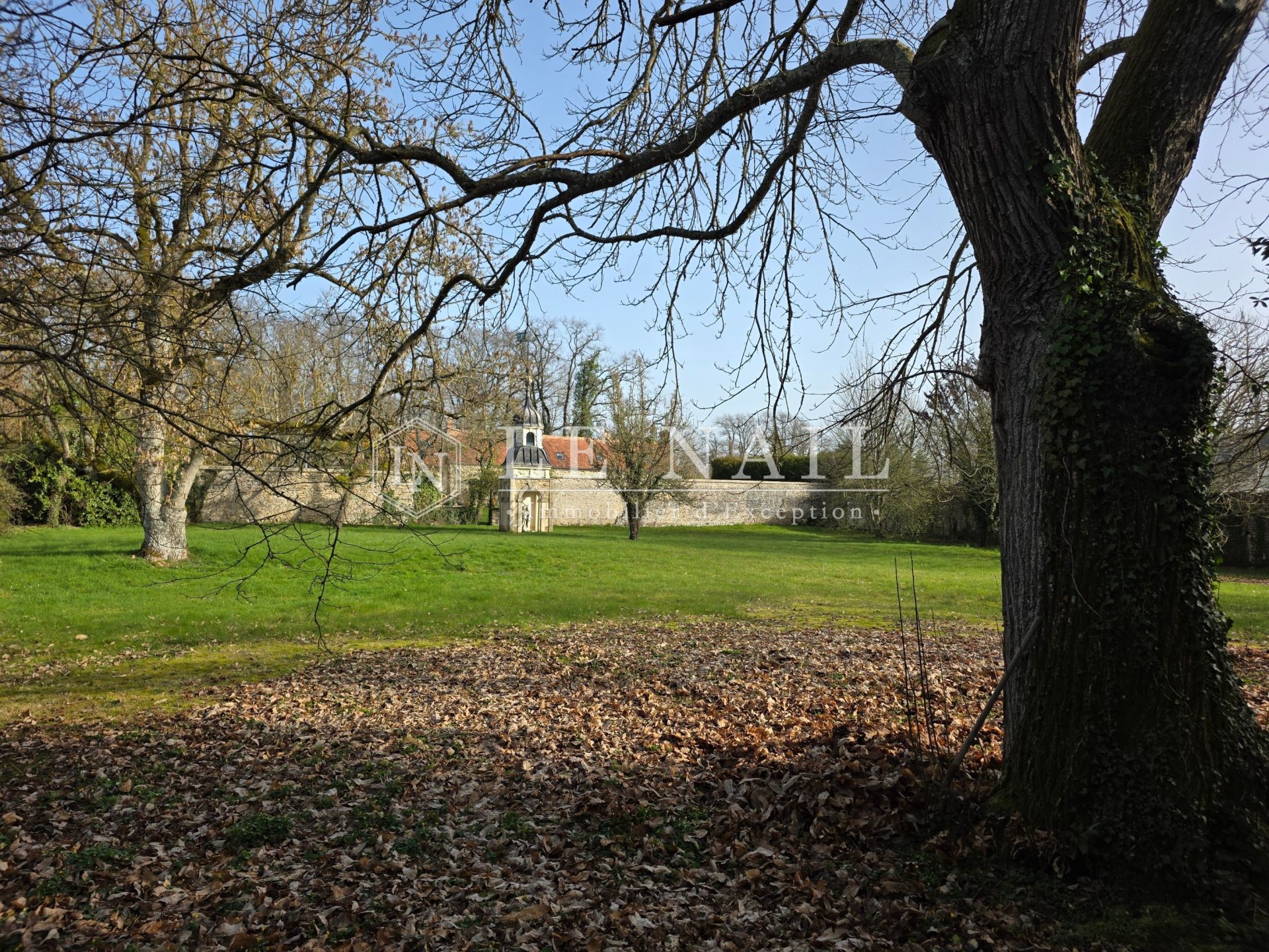 propriété 10 pièces en vente à ARGENTAN (61200)