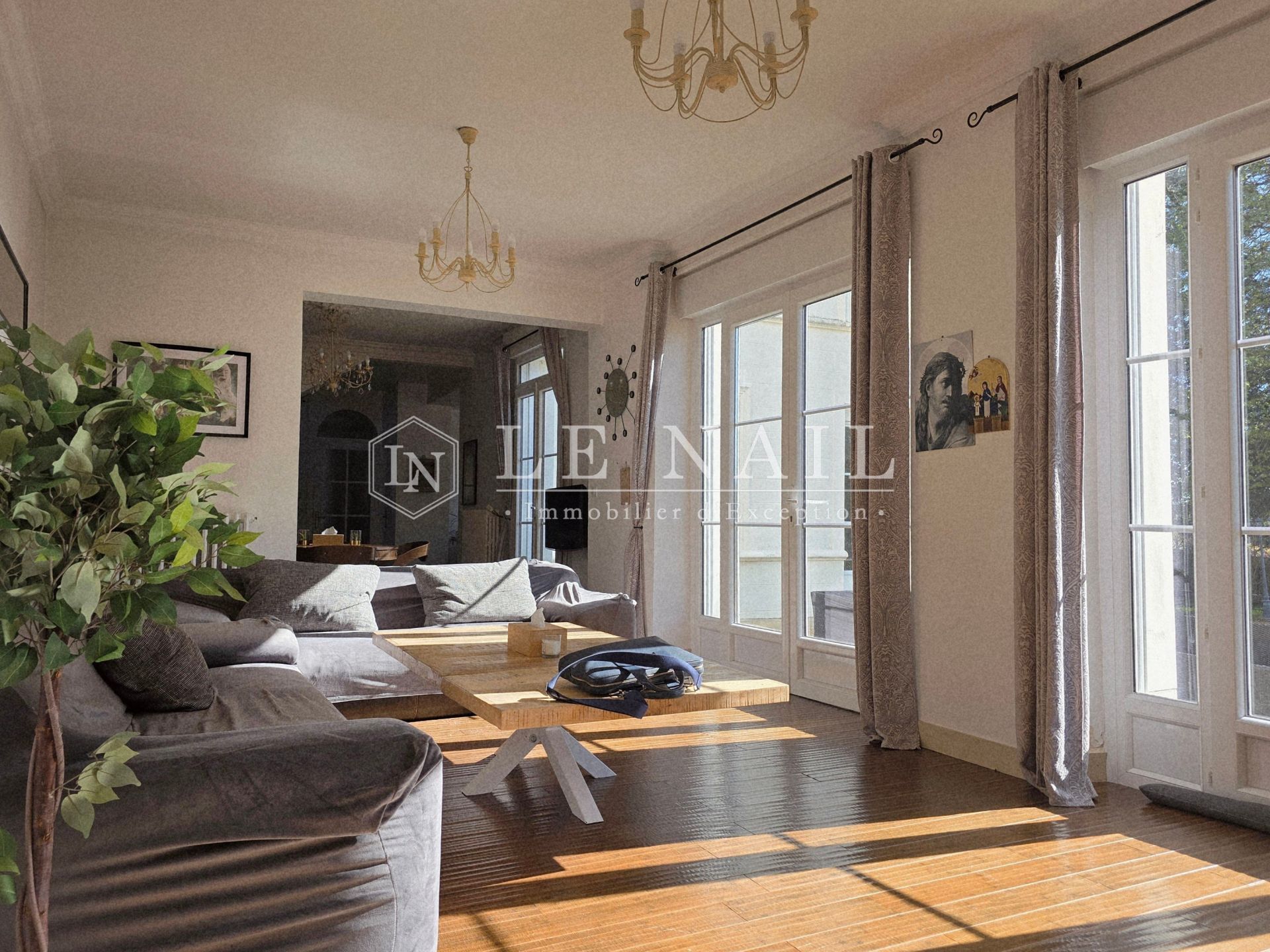 hôtel particulier 17 pièces en vente à MAMERS (72600)