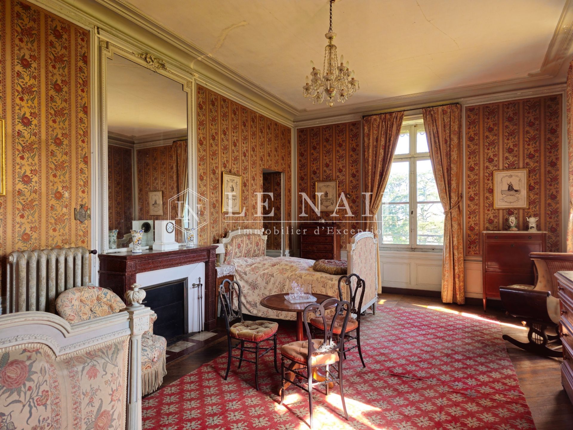castle 30 rooms for sale on ANGERS (49000)