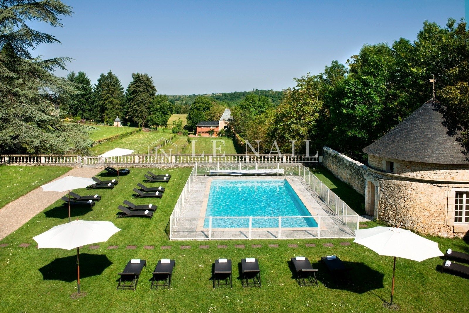 château 33 pièces en vente à ARGENTON SUR CREUSE (36200)