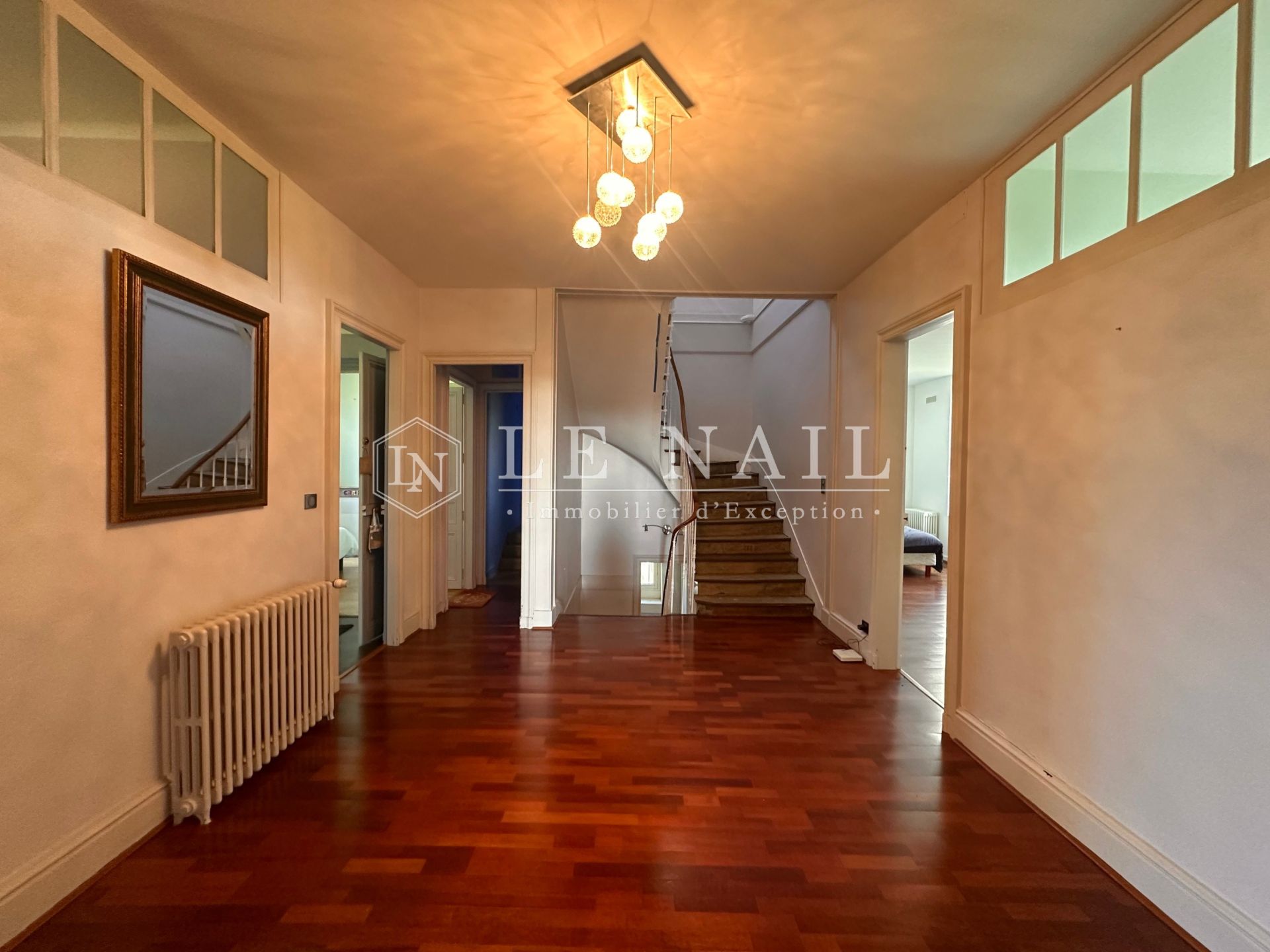 château 12 pièces en vente à FROSSAY (44320)