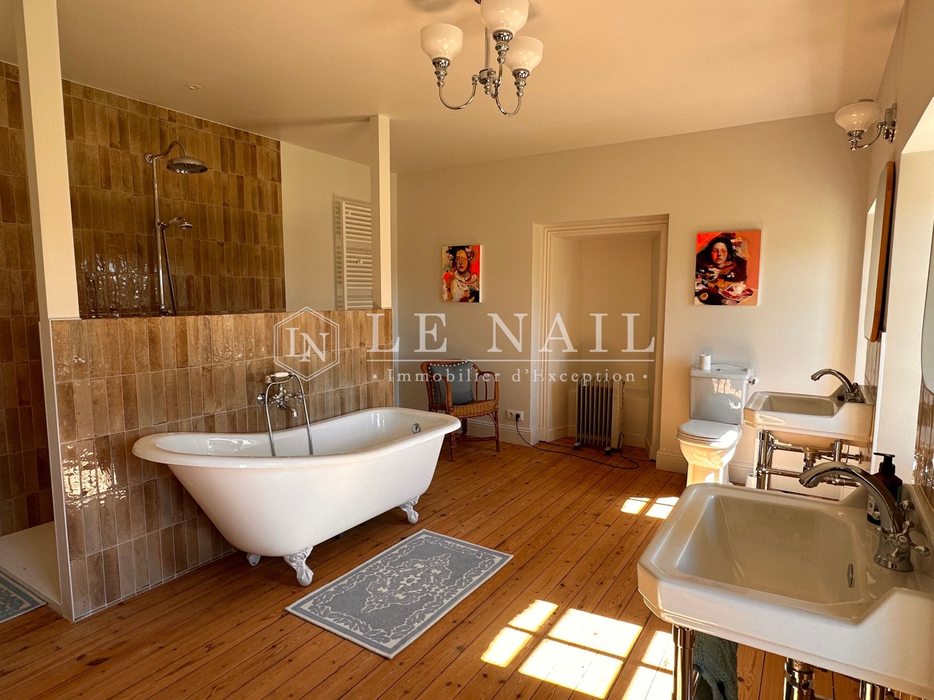 castle 16 rooms for sale on ST MESMIN (85700)