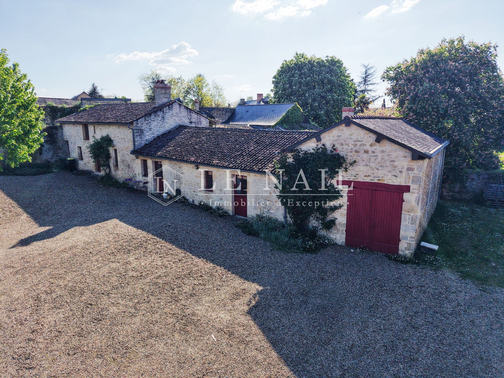 castle 9 rooms for sale on ANGERS (49100)