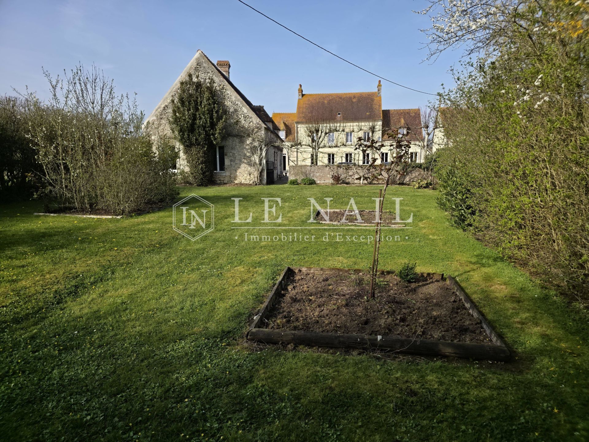 manoir 9 pièces en vente à SEES (61500)
