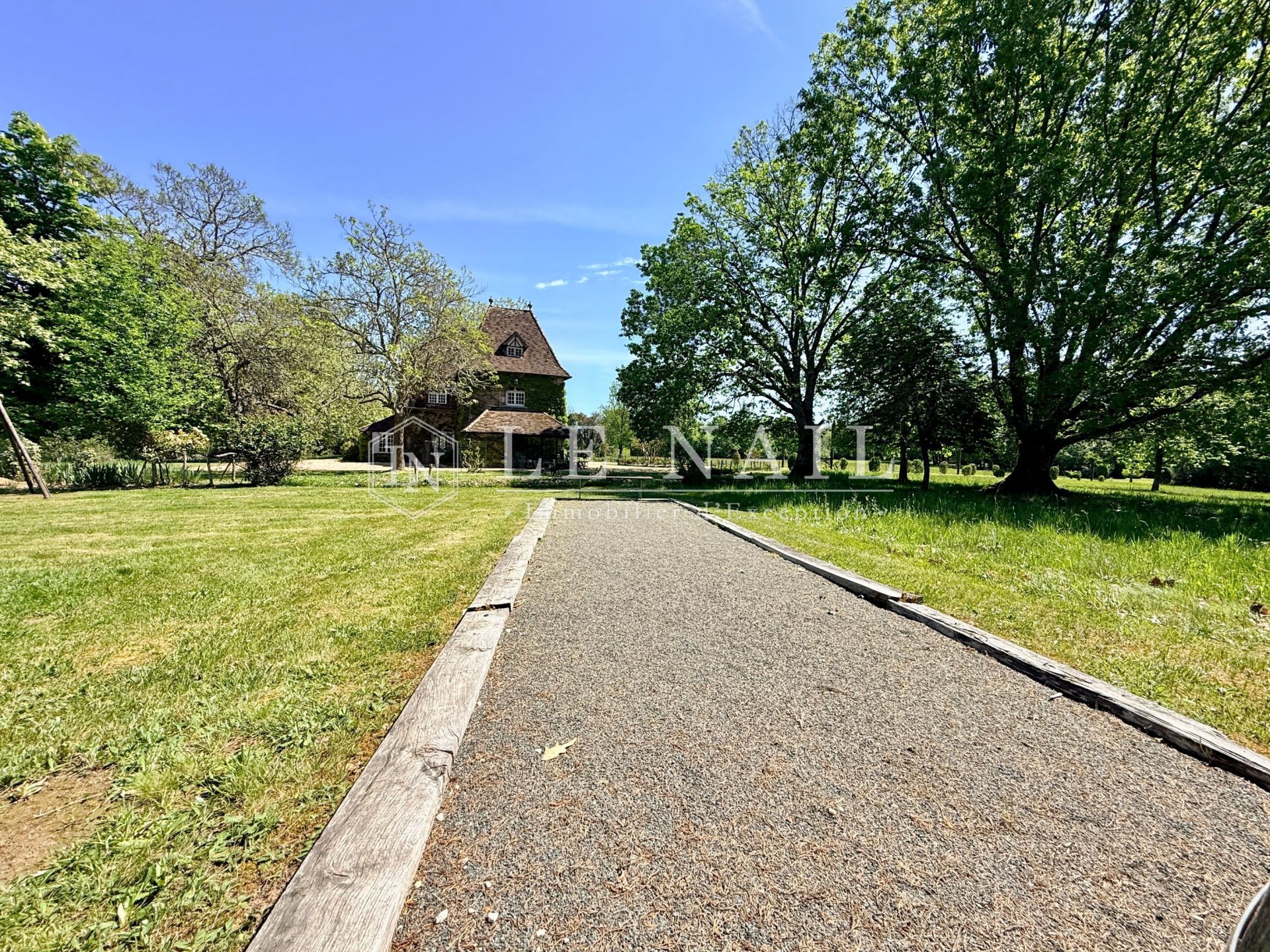 maison 8 pièces en vente à BERGERAC (24100)