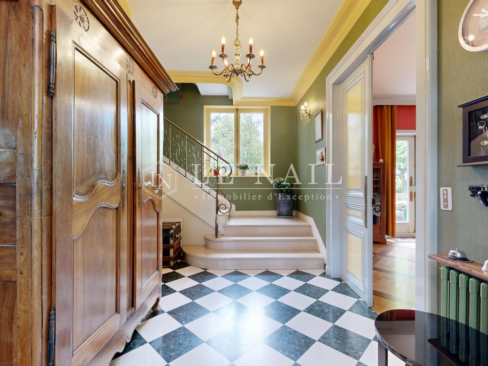 maison de maître 12 pièces en vente à MOULINS (03000)