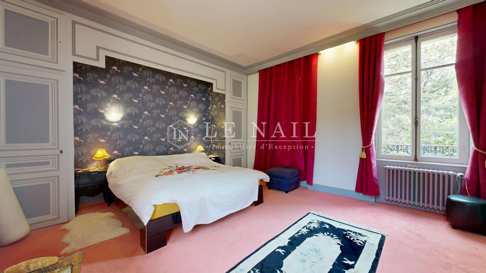 maison de maître 12 pièces en vente à MOULINS (03000)