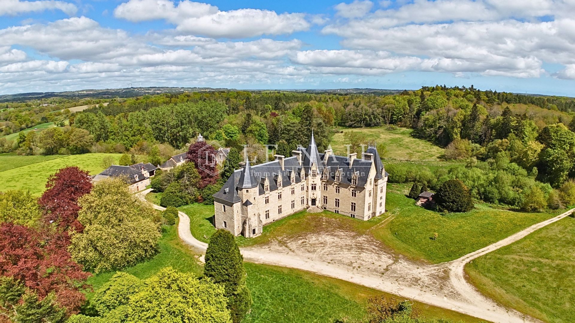 castle 24 rooms for sale on ST BRIEUC (22000)