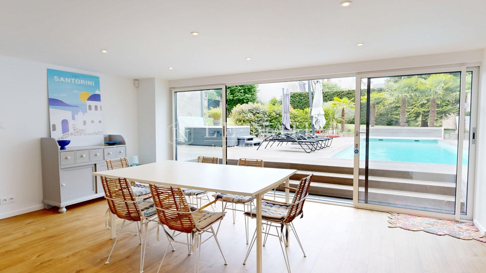 hôtel particulier 14 pièces en vente à AUTUN (71400)