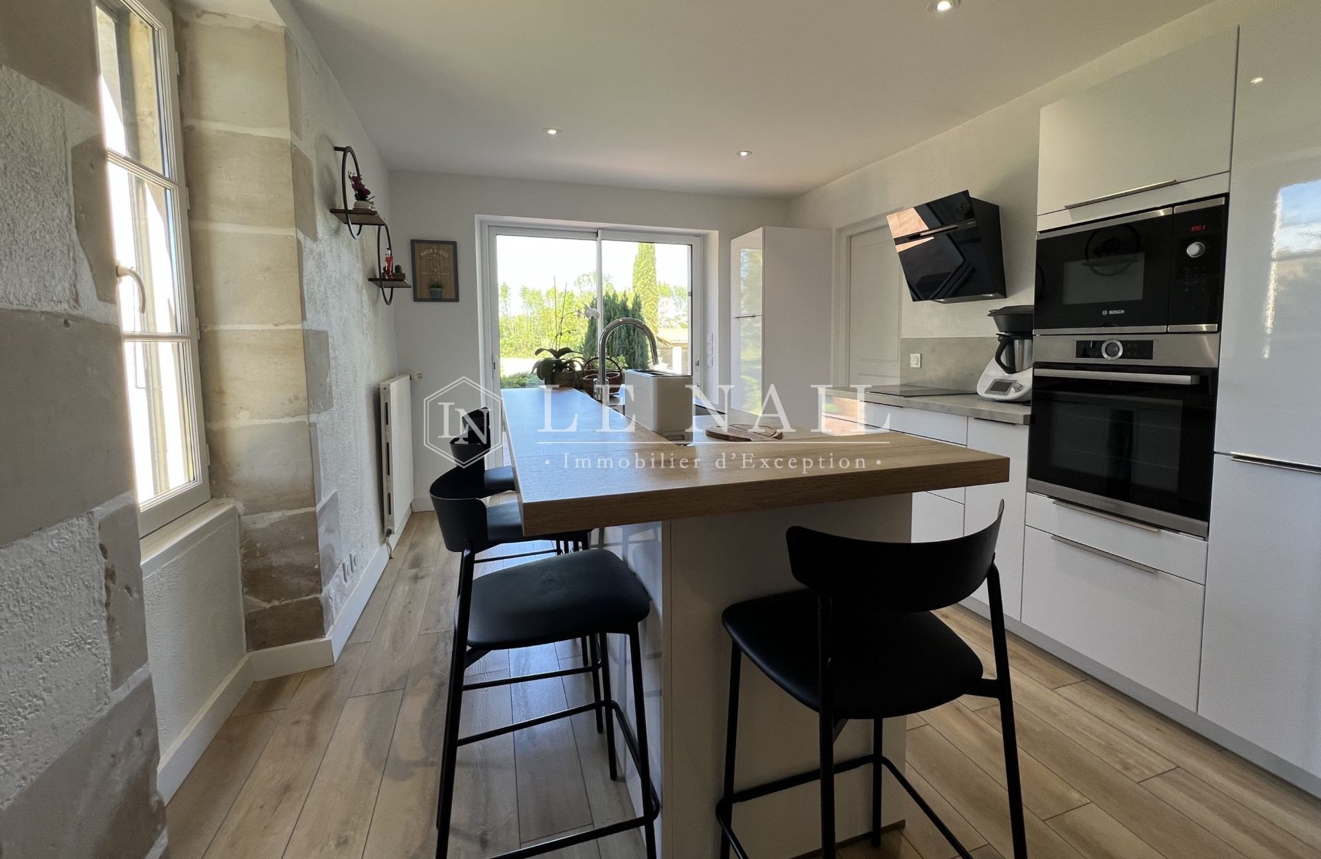 house 7 rooms for sale on CHAMPDENIERS (79220)