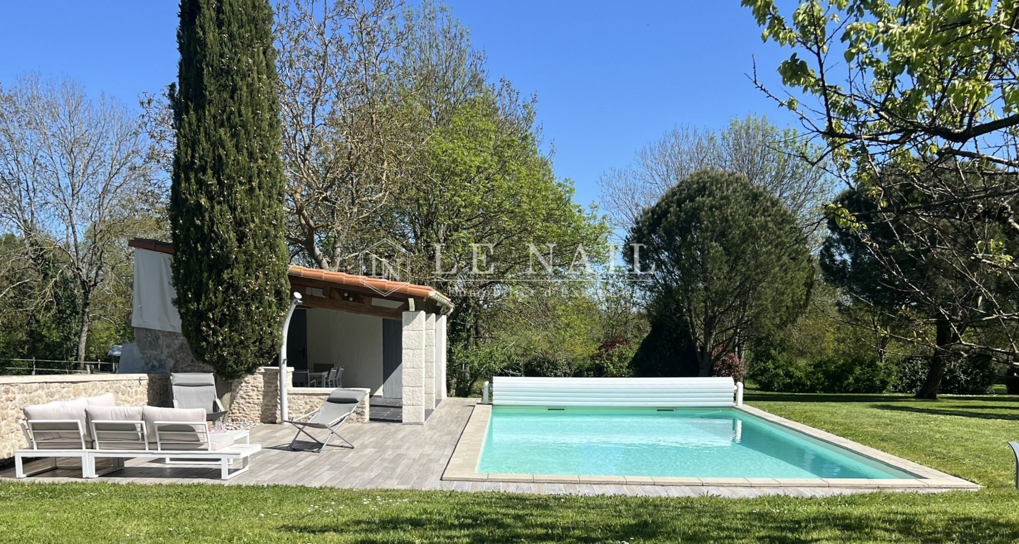 house 7 rooms for sale on CHAMPDENIERS (79220)