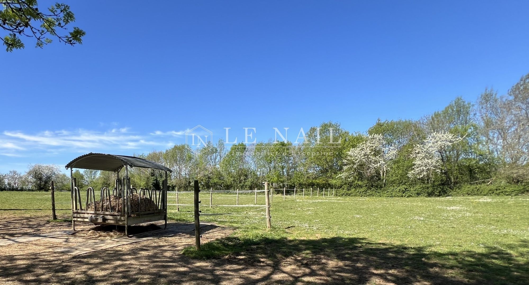 house 7 rooms for sale on CHAMPDENIERS (79220)
