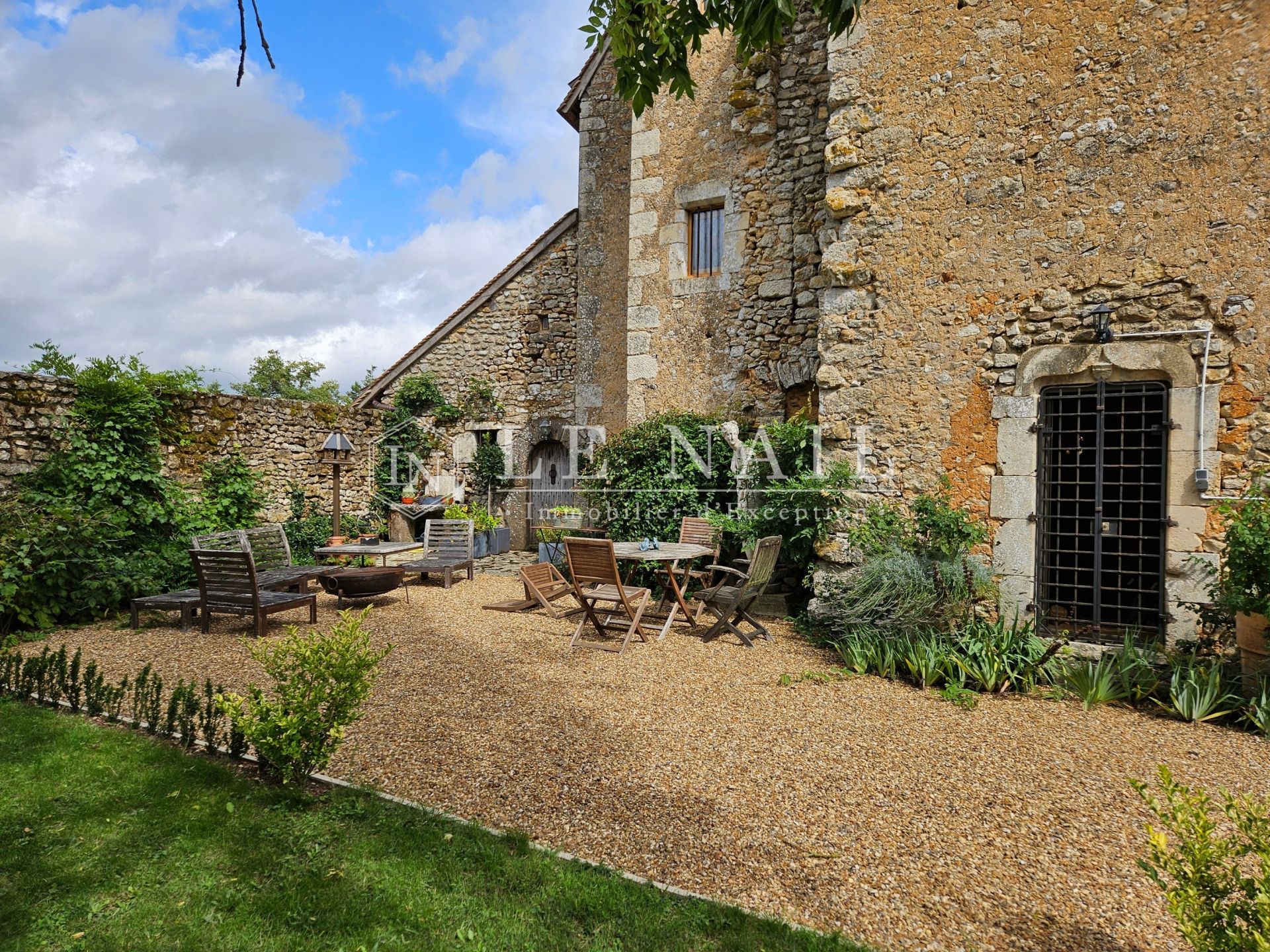 manoir 8 pièces en vente à LE MANS (72000)